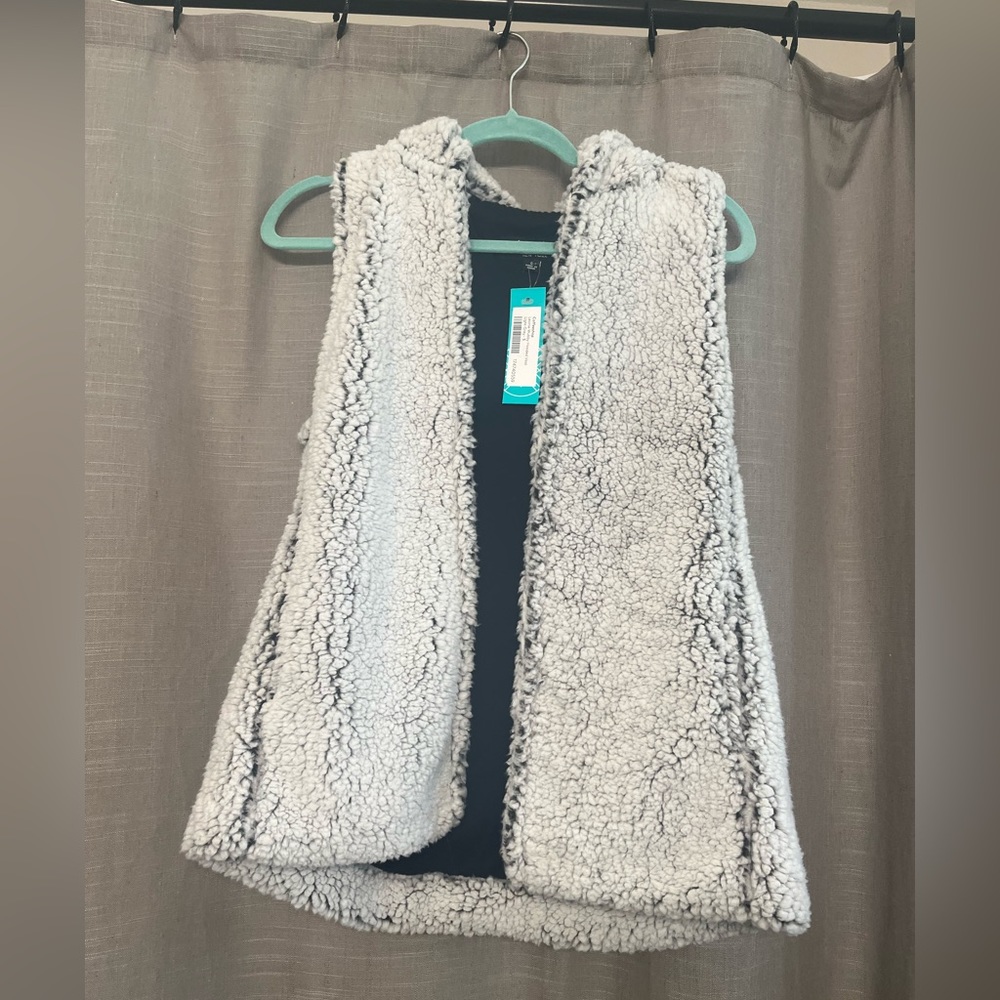 Coffee Shop Leonie Wubby Hooded Vest